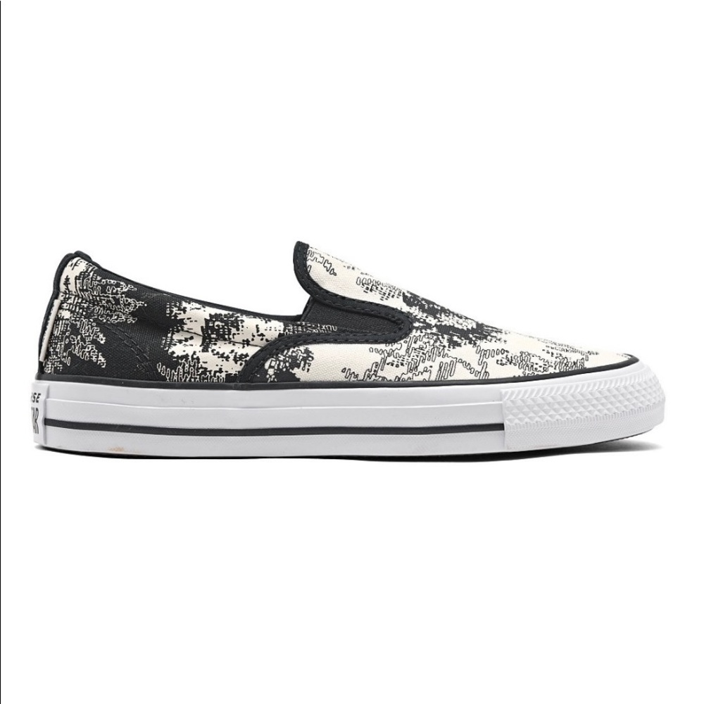 Converse Women's Chuck Taylor All Star Floral Print Slip-On Casual Sneakers - Picture 2 of 6